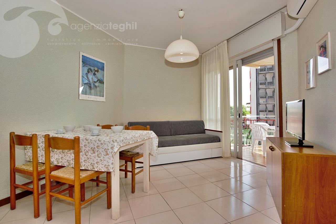Condominio Cristallo Lignano Sabbiadoro Exterior foto